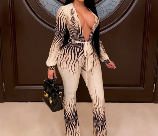 Legacy Jumpsuit (beige/black)