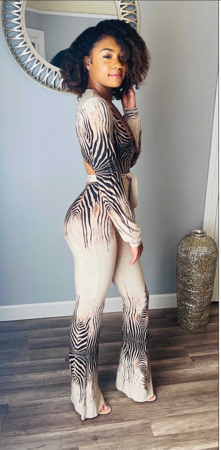 Legacy Jumpsuit (beige/black)
