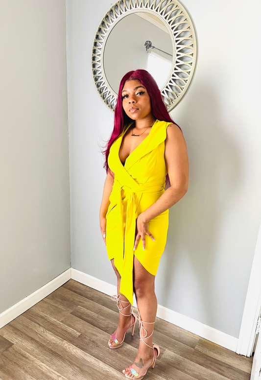 Lillies Yellow Midi Dress