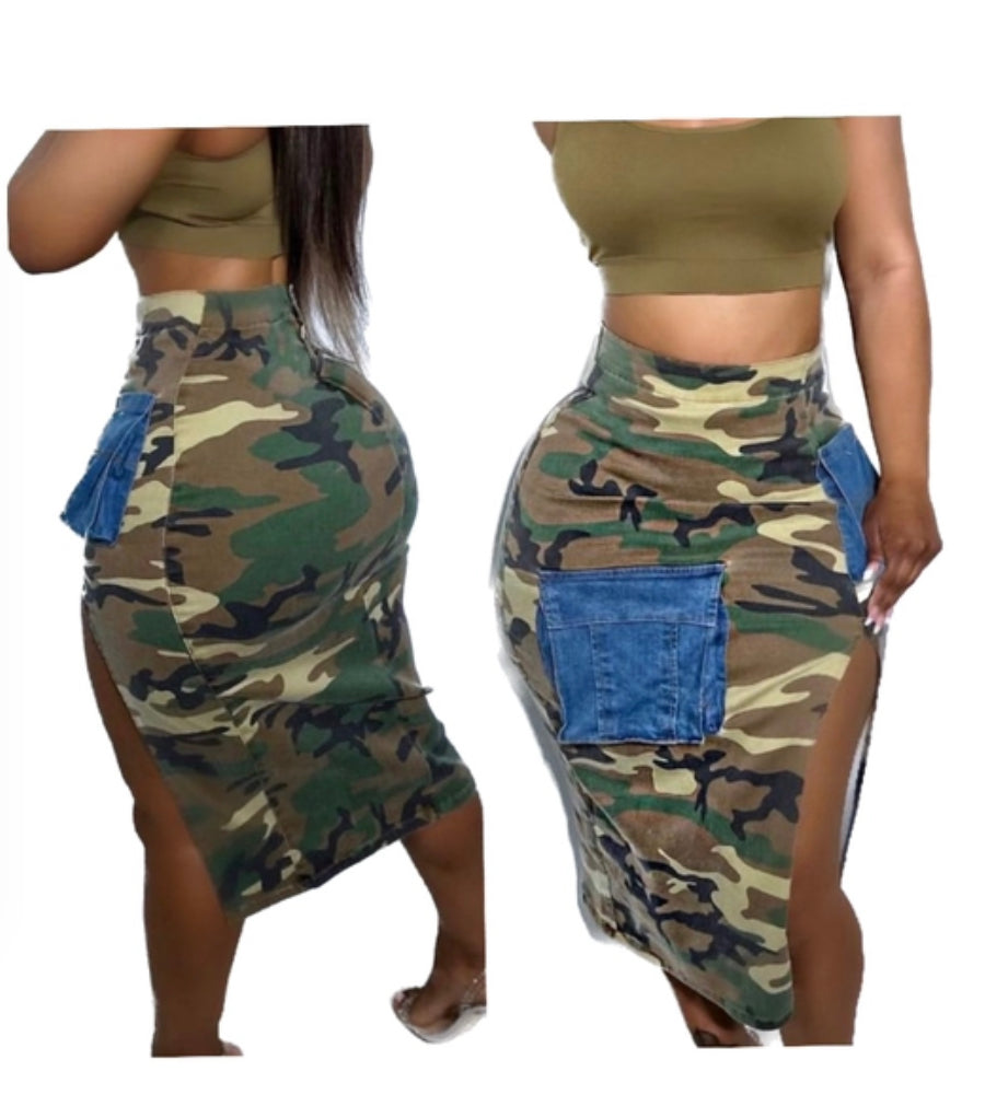 The View Camo Skirt